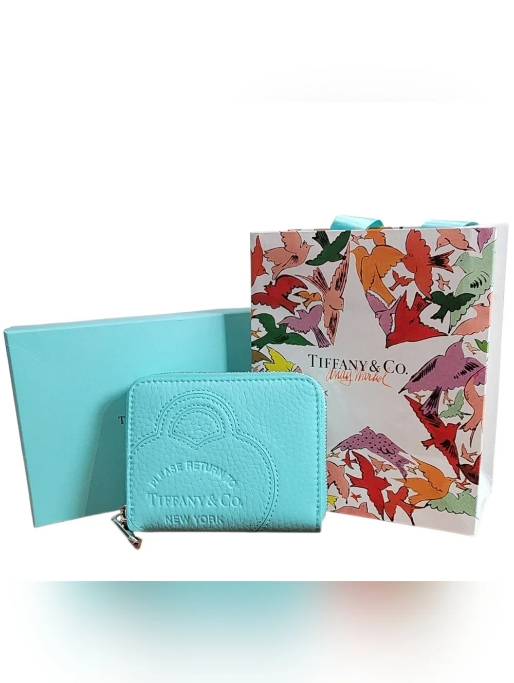 NWOT Tiffany & Co. Tiffany Blue Pebbled Zip Card Holder